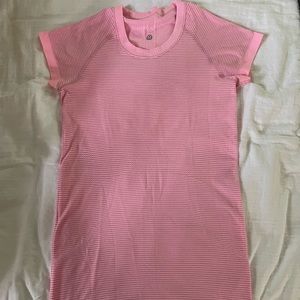 Lulu Lemon 🍋 Swift Shirt Size 4